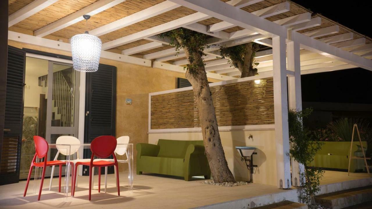 Le Suites Del Carrubo Фавиньяна Экстерьер фото