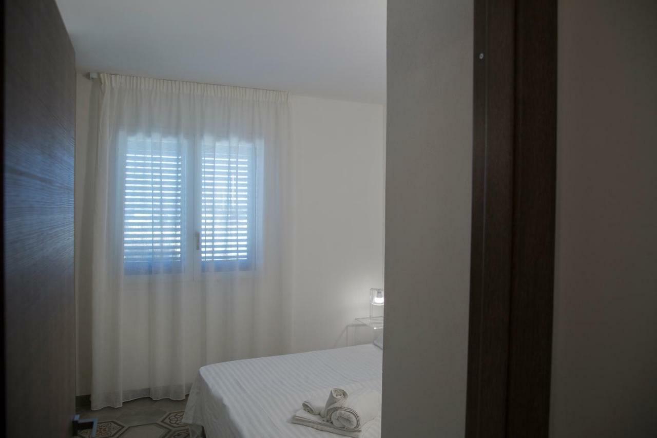 Le Suites Del Carrubo Фавиньяна Экстерьер фото