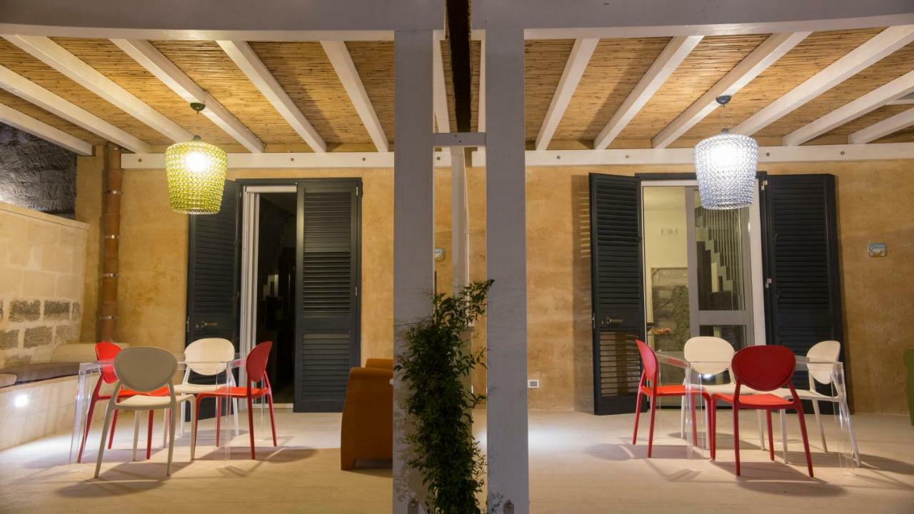 Le Suites Del Carrubo Фавиньяна Экстерьер фото