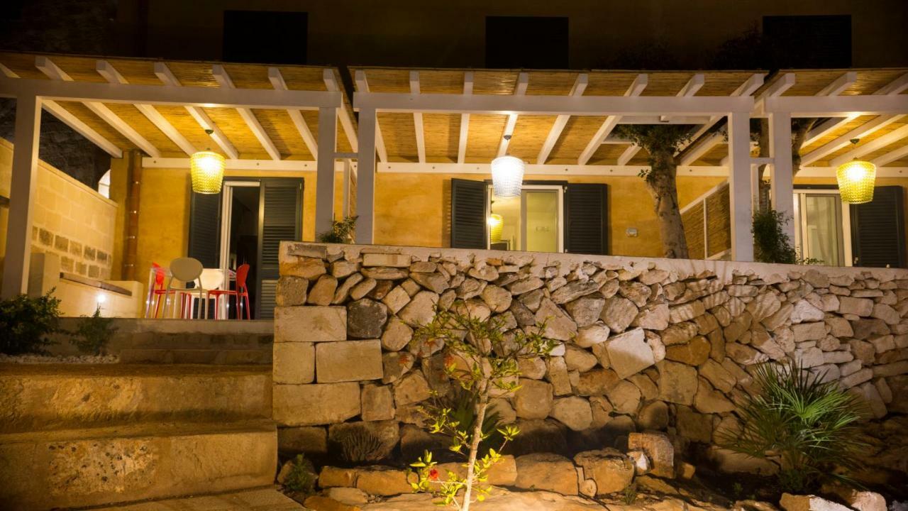 Le Suites Del Carrubo Фавиньяна Экстерьер фото