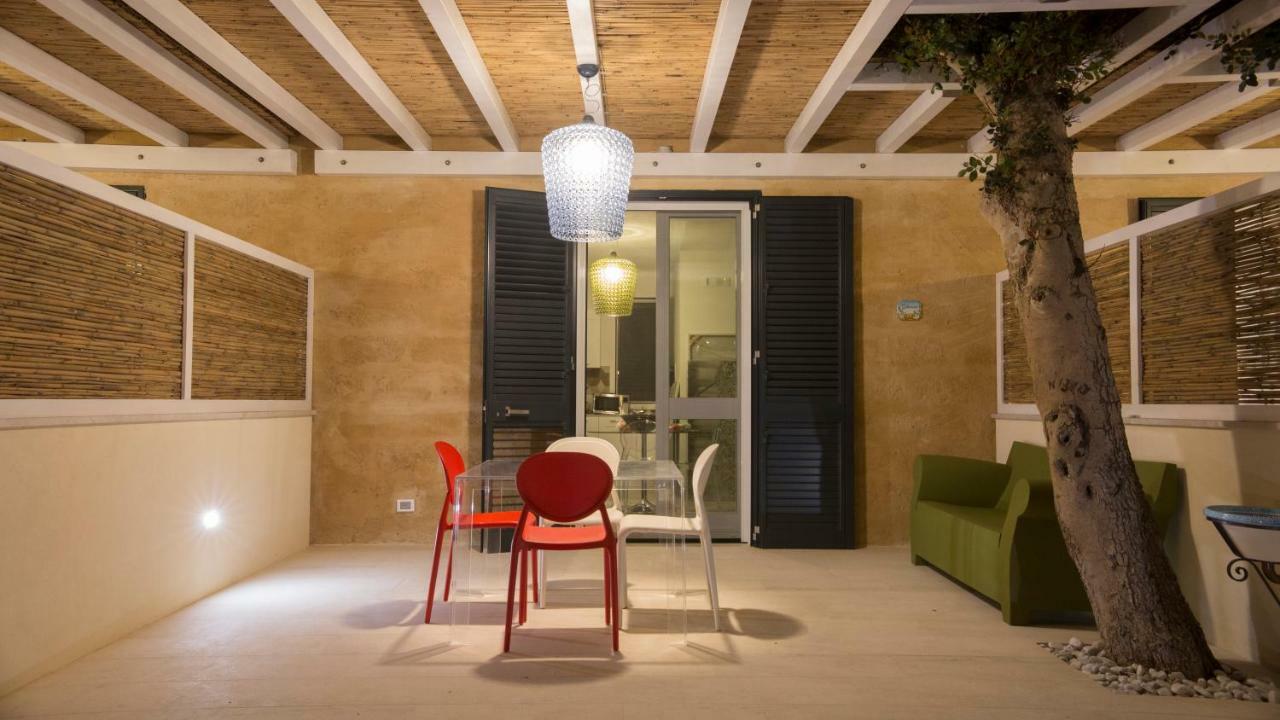 Le Suites Del Carrubo Фавиньяна Экстерьер фото
