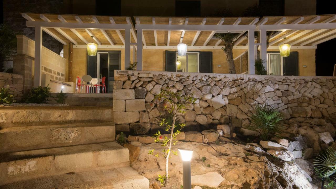 Le Suites Del Carrubo Фавиньяна Экстерьер фото